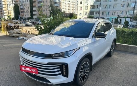 CheryExeed TXL, 2022 год, 1 675 000 рублей, 2 фотография