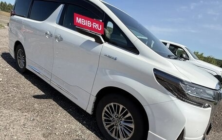 Toyota Alphard III, 2018 год, 5 100 000 рублей, 8 фотография