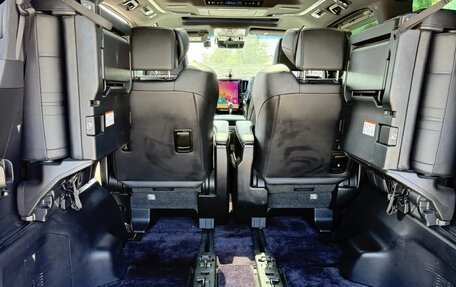 Toyota Alphard III, 2018 год, 5 100 000 рублей, 32 фотография
