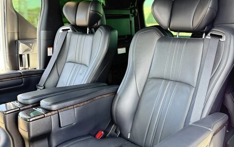 Toyota Alphard III, 2018 год, 5 100 000 рублей, 33 фотография