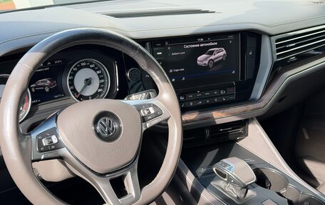 Volkswagen Touareg III, 2019 год, 4 400 000 рублей, 11 фотография