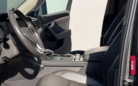 Volkswagen Touareg III, 2019 год, 4 400 000 рублей, 13 фотография