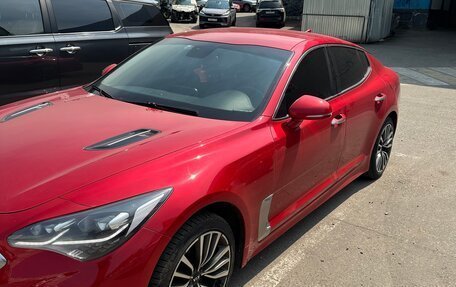 KIA Stinger I, 2018 год, 2 200 000 рублей, 3 фотография