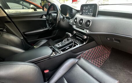 KIA Stinger I, 2018 год, 2 200 000 рублей, 8 фотография
