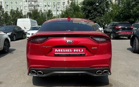 KIA Stinger I, 2018 год, 2 200 000 рублей, 4 фотография