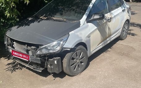 Hyundai Solaris II рестайлинг, 2014 год, 685 000 рублей, 4 фотография