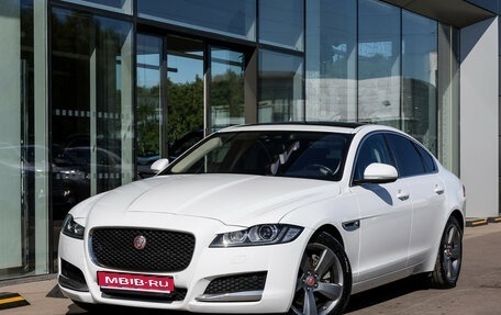 Jaguar XF II, 2018 год, 2 650 000 рублей, 1 фотография