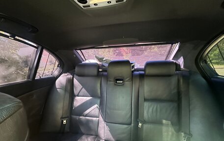 BMW 5 серия, 2004 год, 850 000 рублей, 17 фотография