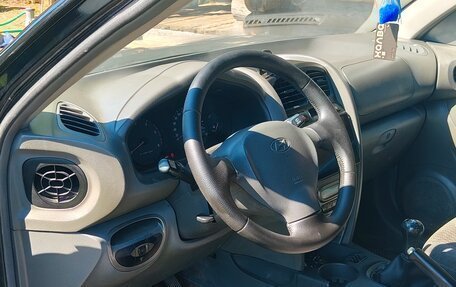 Hyundai Santa Fe III рестайлинг, 2004 год, 535 000 рублей, 10 фотография