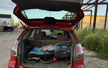 Toyota Matrix, 2005 год, 500 000 рублей, 6 фотография