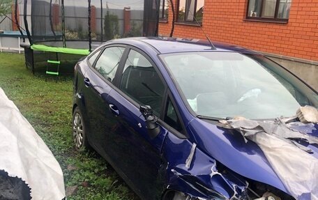 Ford Fiesta, 2015 год, 270 000 рублей, 3 фотография