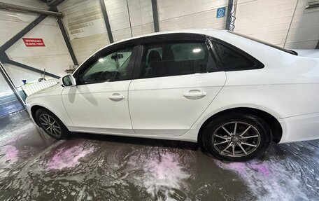Audi A4, 2010 год, 1 050 000 рублей, 2 фотография