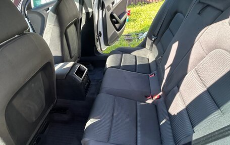 Audi A4, 2010 год, 1 050 000 рублей, 17 фотография