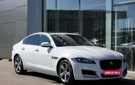 Jaguar XF II, 2018 год, 2 650 000 рублей, 3 фотография