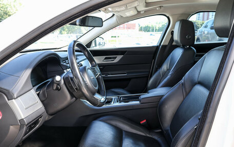 Jaguar XF II, 2018 год, 2 650 000 рублей, 17 фотография
