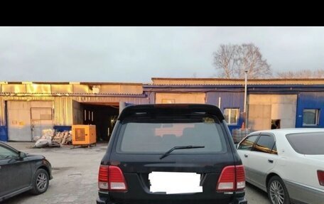 Toyota Land Cruiser 100 рестайлинг 2, 2000 год, 1 750 000 рублей, 2 фотография