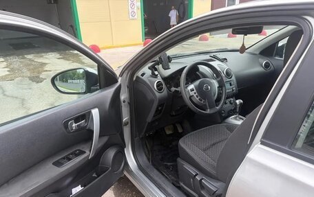 Nissan Qashqai, 2008 год, 750 000 рублей, 13 фотография