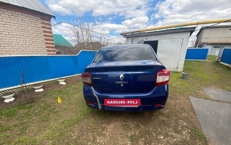 Renault Logan II, 2015 год, 400 000 рублей, 4 фотография