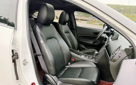 Mazda CX-4, 2023 год, 1 990 000 рублей, 9 фотография