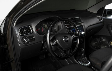 Volkswagen Polo VI (EU Market), 2017 год, 1 329 000 рублей, 10 фотография