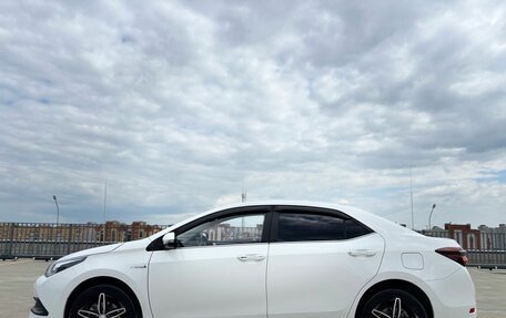 Toyota Corolla, 2019 год, 1 940 000 рублей, 2 фотография