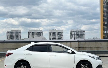 Toyota Corolla, 2019 год, 1 940 000 рублей, 6 фотография