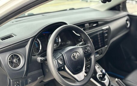 Toyota Corolla, 2019 год, 1 940 000 рублей, 10 фотография