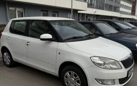 Skoda Fabia II, 2012 год, 415 000 рублей, 2 фотография