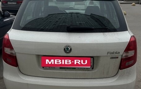 Skoda Fabia II, 2012 год, 415 000 рублей, 3 фотография
