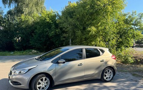 KIA cee'd III, 2013 год, 990 000 рублей, 2 фотография