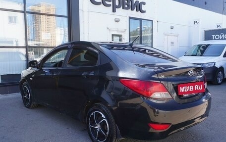 Hyundai Solaris II рестайлинг, 2011 год, 580 000 рублей, 7 фотография