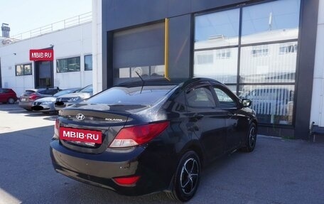 Hyundai Solaris II рестайлинг, 2011 год, 580 000 рублей, 5 фотография