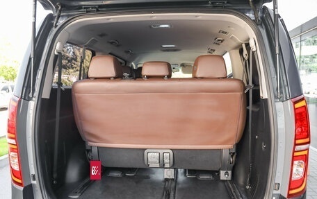Hyundai Grand Starex Grand Starex I рестайлинг 2, 2018 год, 3 599 000 рублей, 31 фотография