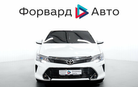 Toyota Camry, 2016 год, 1 899 000 рублей, 2 фотография