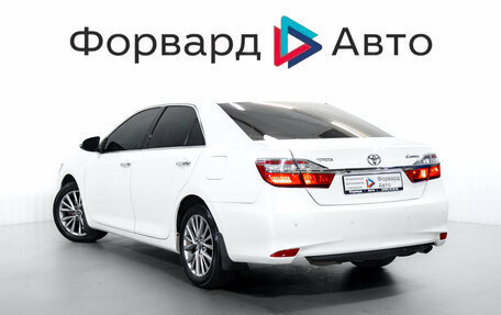 Toyota Camry, 2016 год, 1 899 000 рублей, 6 фотография