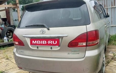 Toyota Ipsum II, 2001 год, 700 000 рублей, 1 фотография