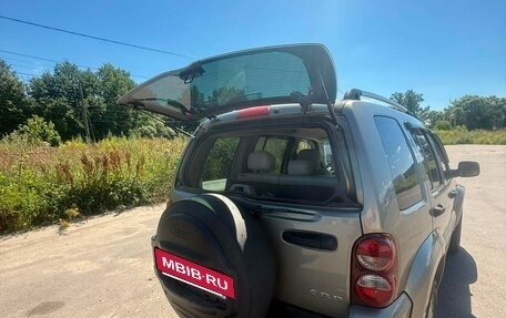 Jeep Cherokee, 2007 год, 930 000 рублей, 10 фотография