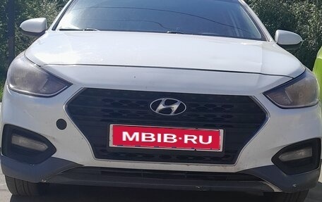 Hyundai Solaris II рестайлинг, 2019 год, 990 000 рублей, 1 фотография