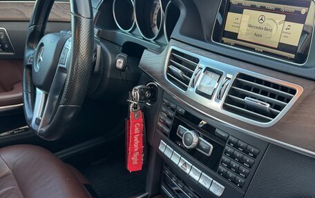 Mercedes-Benz E-Класс, 2014 год, 2 100 000 рублей, 24 фотография