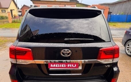 Toyota Land Cruiser 200, 2019 год, 7 900 000 рублей, 9 фотография