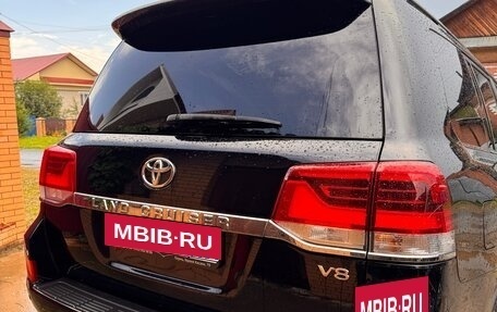 Toyota Land Cruiser 200, 2019 год, 7 900 000 рублей, 5 фотография