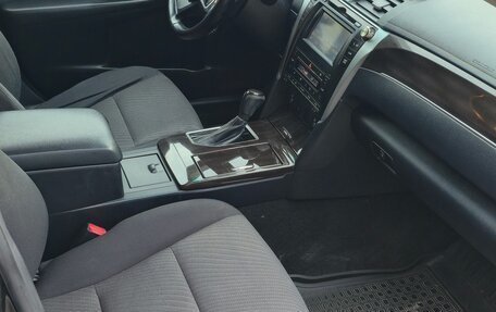 Toyota Camry, 2016 год, 1 630 000 рублей, 8 фотография