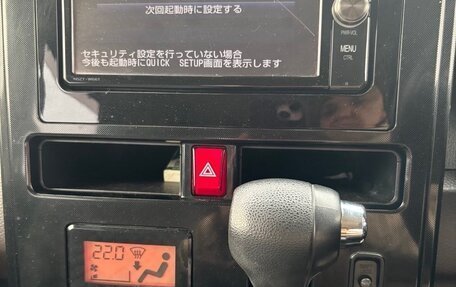 Toyota Tank I, 2017 год, 900 000 рублей, 11 фотография