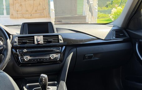 BMW 3 серия, 2016 год, 2 490 000 рублей, 15 фотография