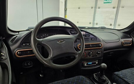Chevrolet Niva I рестайлинг, 2004 год, 349 000 рублей, 11 фотография
