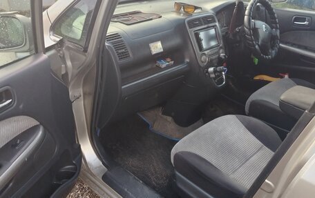 Honda Stream I рестайлинг, 2001 год, 377 000 рублей, 4 фотография