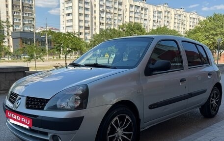 Renault Clio III, 2003 год, 525 000 рублей, 2 фотография