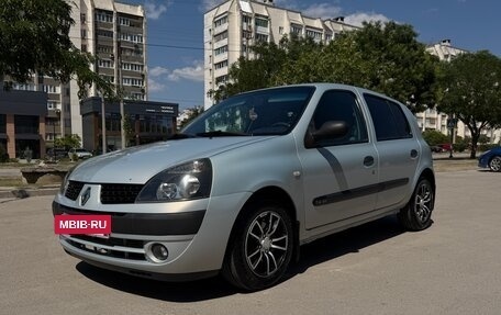 Renault Clio III, 2003 год, 525 000 рублей, 13 фотография