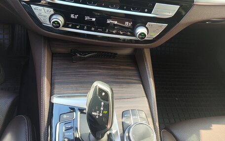 BMW 5 серия, 2020 год, 3 100 000 рублей, 3 фотография