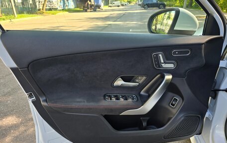 Mercedes-Benz A-Класс AMG, 2020 год, 4 000 000 рублей, 26 фотография